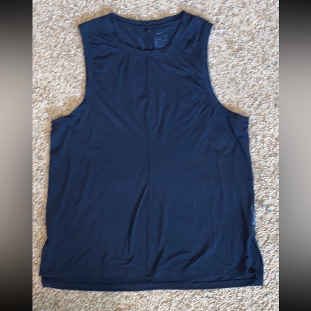 Nike Black Yoga Tank Top Slim Fit